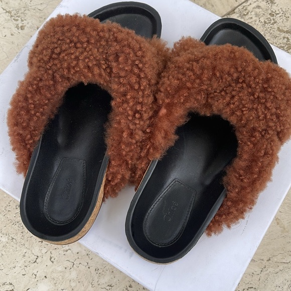 Chloe fur slipper - Picture 2 of 5